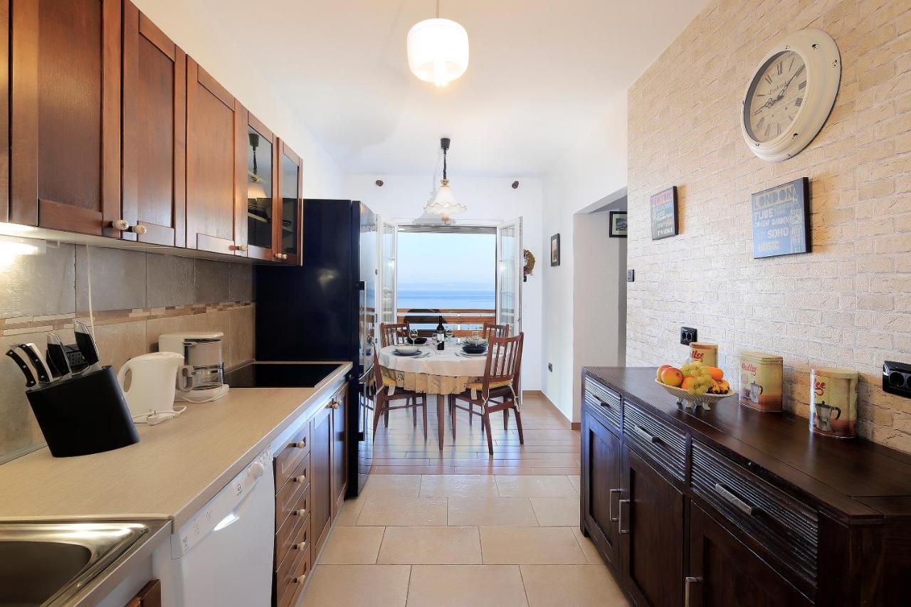 Apartment Vincent With Beautiful Sea View Terrace クレノヴィツァ エクステリア 写真